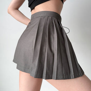 Pleated gray short skirt