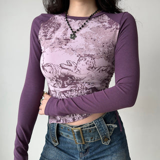Irregular hem printed long-sleeved T-shirt