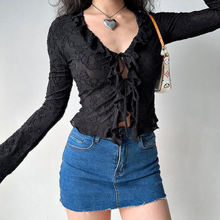 V-neck lace strap shirt