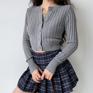 Retro round neck knitted cardigan