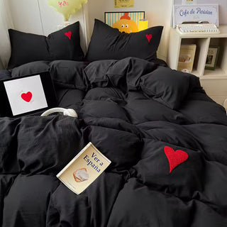 Black Heart Bedding Set
