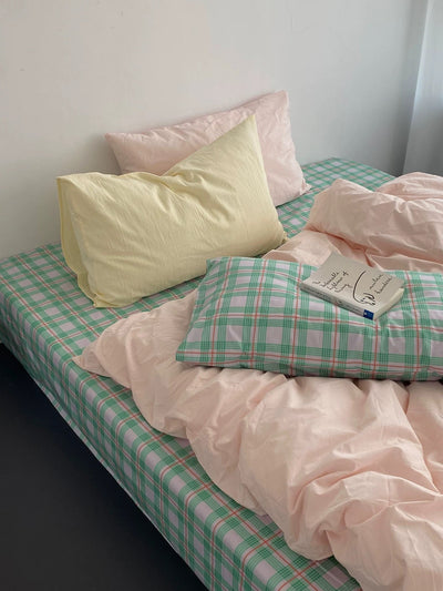 Pink and Mint Green Plaid Bedding Set