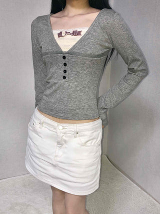 Classic Ribbed Snap Button Crop Long Sleeve T-shirt