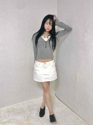 Classic Ribbed Snap Button Crop Long Sleeve T-shirt