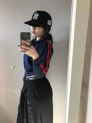 Retro Sporty Line Track Crop Zip-up