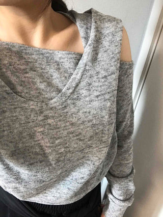 Cold Shoulder Hooded Rib Crop Knit