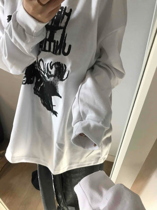 Graffiti Lettering Oversized Round Long Sleeve T-shirt