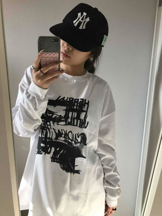 Graffiti Lettering Oversized Round Long Sleeve T-shirt