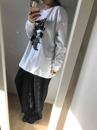 Graffiti Lettering Oversized Round Long Sleeve T-shirt