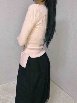 Point Ribbon Slim Fit V-Neck Ribbed Knit
