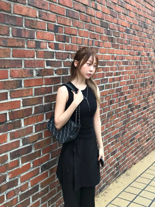 Femo Ribbed Sleeveless Top with Rounded Hem