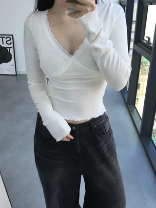 Zano Lace V-Neck Long Sleeve T-Shirt