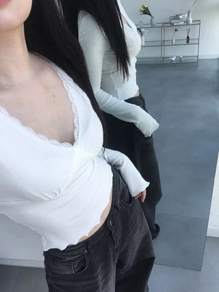 Zano Lace V-Neck Long Sleeve T-Shirt