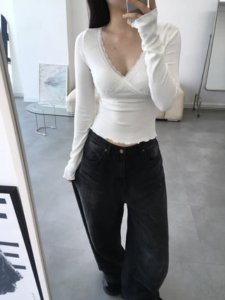 Zano Lace V-Neck Long Sleeve T-Shirt