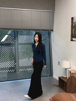 Noir Standard Fit V-Neck Long Sleeve Cardigan