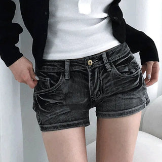 Heesi Back Pocket Low-Rise Shorts