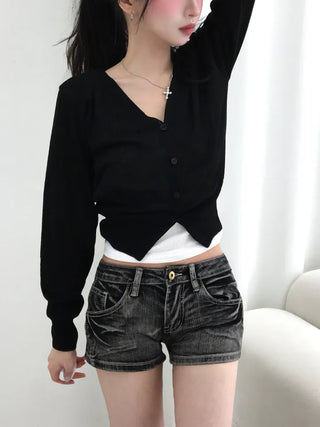 Heesi Back Pocket Low-Rise Shorts
