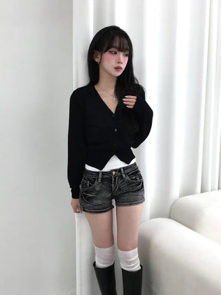 Heesi Back Pocket Low-Rise Shorts