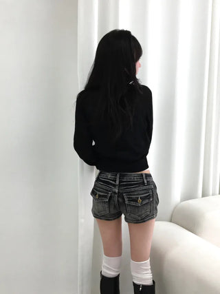 Heesi Back Pocket Low-Rise Shorts