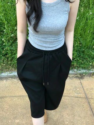 Subi Pintuck Bermuda Elastic Waist Training Pants