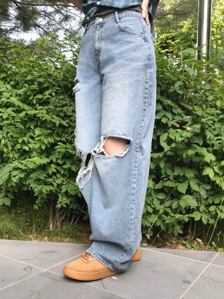 Timo Ripped Wide Distressed Vintage Denim Pants