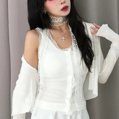 Lupo Lace Stretchy Button Sleeveless