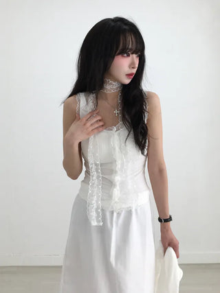 Lupo Lace Stretchy Button Sleeveless