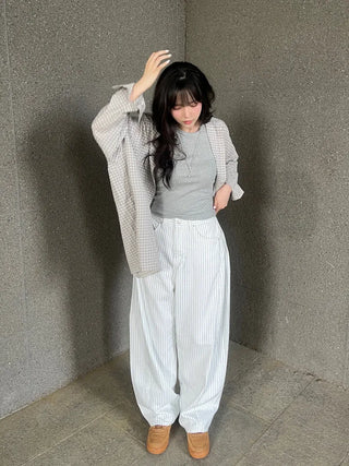 Navy Stripe Side Pintuck Balloon Fit Wide Cotton Pants