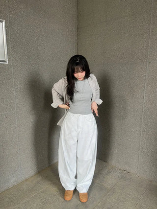 Navy Stripe Side Pintuck Balloon Fit Wide Cotton Pants
