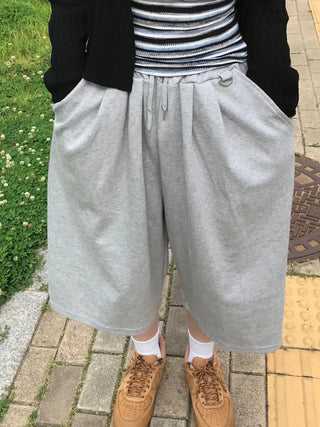 Bori Pintuck Bermuda Training Pants