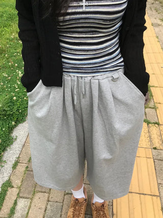 Bori Pintuck Bermuda Training Pants