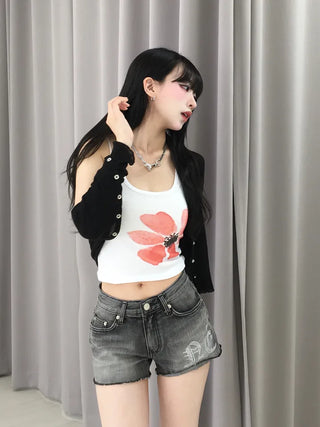 Unique Damaged Cubic Low-Rise Denim Shorts