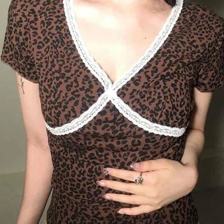 Feminine Lace V-Neck Short Sleeve T-Shirt