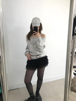 Raon Crop Off-shoulder Knit