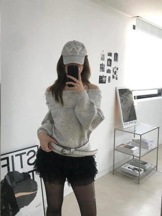 Raon Crop Off-shoulder Knit