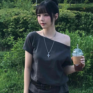 Plain Asymmetrical Off-Shoulder Short-Sleeve T-Shirt
