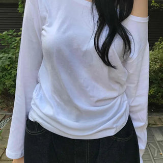 Delicate Fit Natural Long Sleeve Off-Shoulder T-Shirt