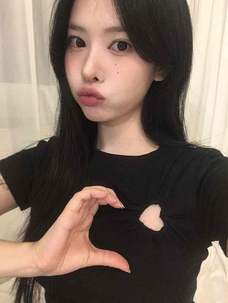 Heart Punching Shirred Short Sleeve T-shirt