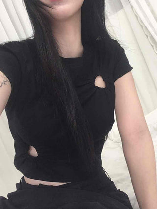 Heart Punching Shirred Short Sleeve T-shirt