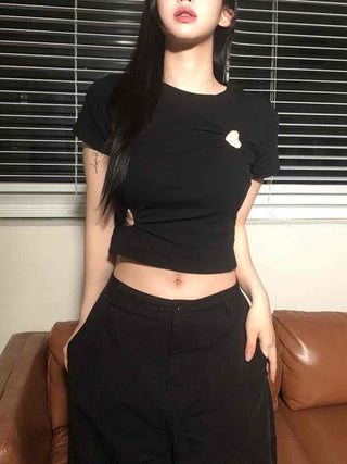 Heart Punching Shirred Short Sleeve T-shirt