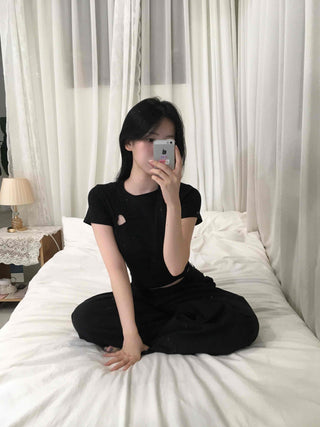 Heart Punching Shirred Short Sleeve T-shirt