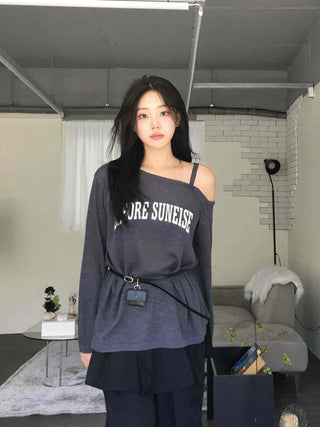 Natural Strap Off-Shoulder Long-Sleeve T-Shirt