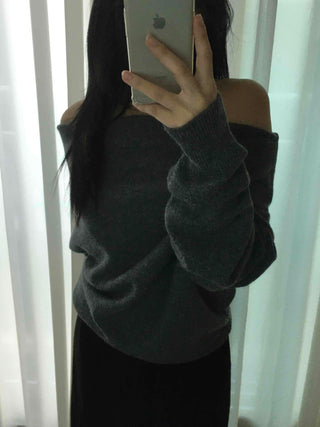 Basic Loose Fit Off-Shoulder Knit