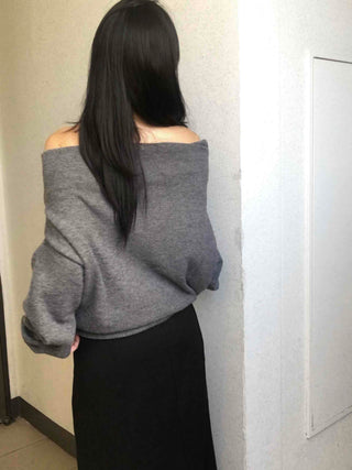 Basic Loose Fit Off-Shoulder Knit