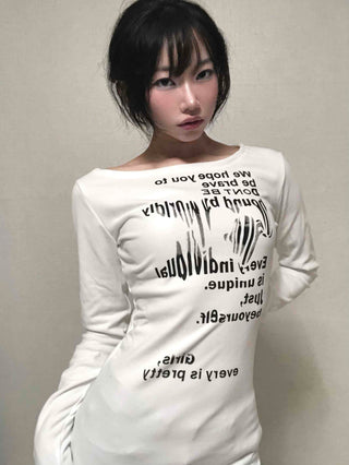 White boat neck off-shoulder long-sleeve t-shirt