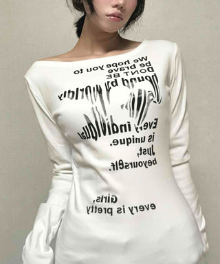White boat neck off-shoulder long-sleeve t-shirt