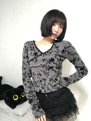 Retro Hip Flower V-Neck Long Sleeve T-Shirt