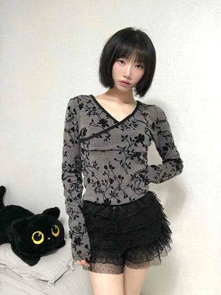 Retro Hip Flower V-Neck Long Sleeve T-Shirt