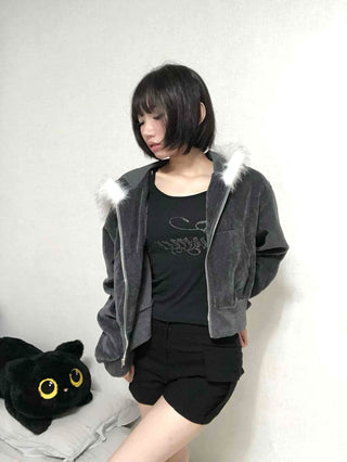 Plain short jacket fur hooded zip-up