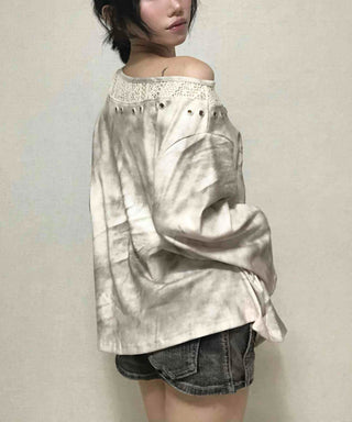 Tie-dye off-shoulder long-sleeve t-shirt